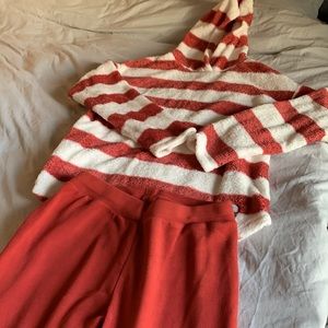 UNIQLO Snoopy Lounge Wear Set